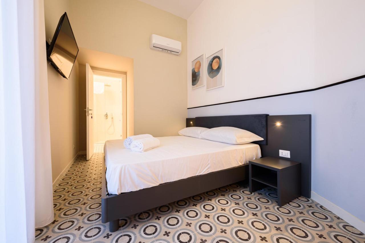 Maria Theresa Rooms & Garden Νάπολη Εξωτερικό φωτογραφία